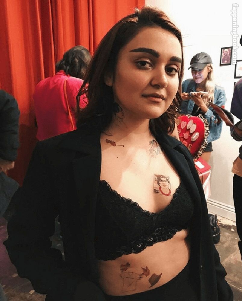 Ariela Barer Onlyfans Nude Leaked Photos photo leak 22 of 49