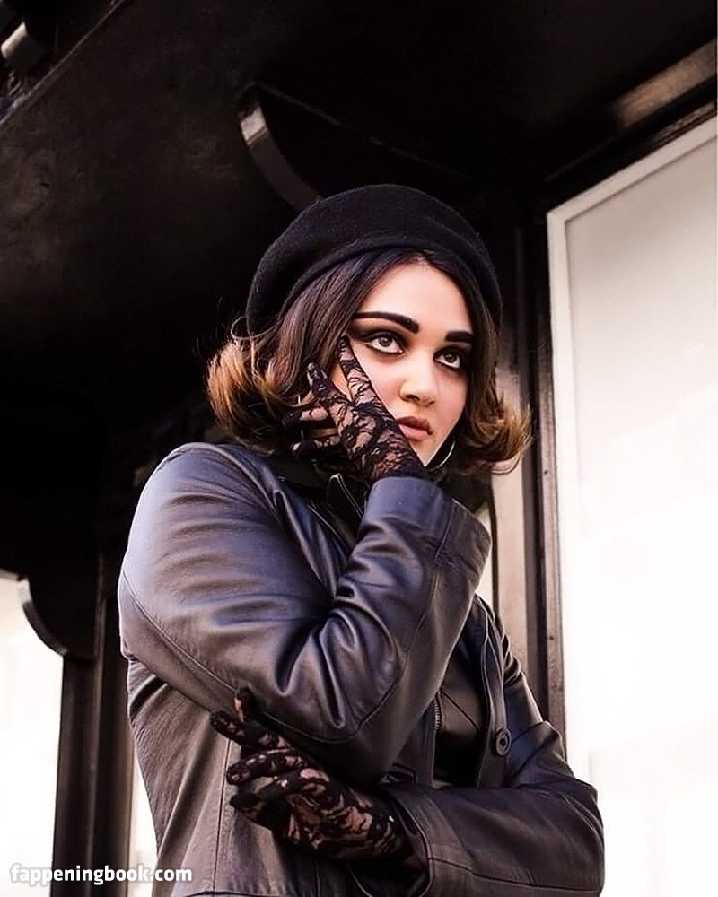 Ariela Barer Onlyfans Nude Leaked Photos photo leak 26 of 49