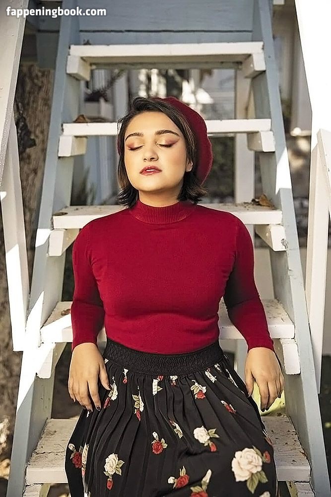 Ariela Barer Onlyfans Nude Leaked Photos photo leak 30 of 49
