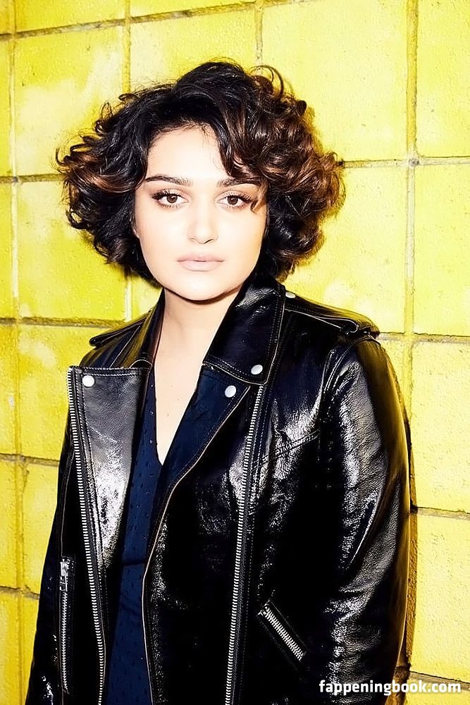 Ariela Barer Onlyfans Nude Leaked Photos photo leak 32 of 49