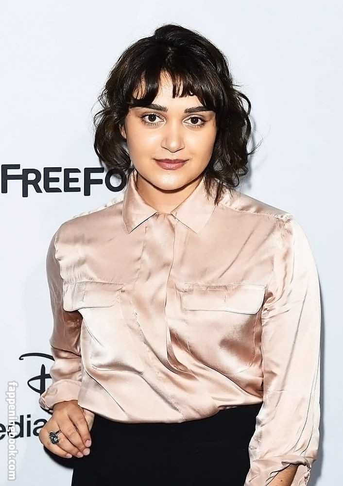 Ariela Barer Onlyfans Nude Leaked Photos photo leak 36 of 49