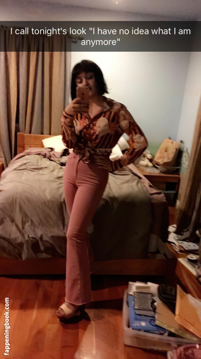 Ariela Barer Onlyfans Nude Leaked Photos photo leak 48 of 49