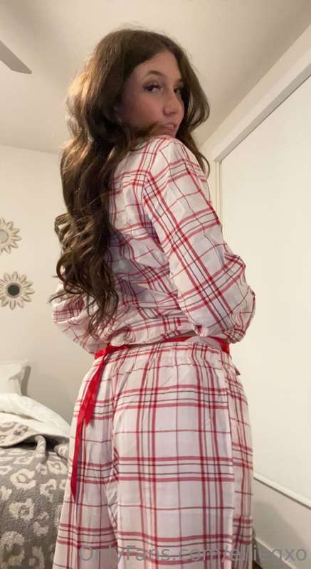 ellie.vandeel | elliegxo OnlyFans Nude Leaks photo leak 132 of 327