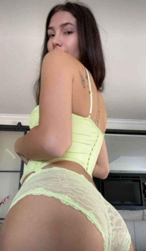 ellie.vandeel | elliegxo OnlyFans Nude Leaks photo leak 179 of 327