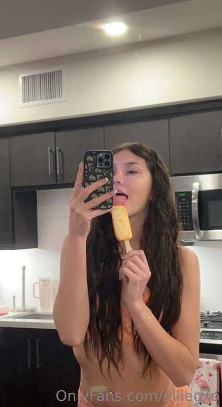 ellie.vandeel | elliegxo OnlyFans Nude Leaks photo leak 183 of 327