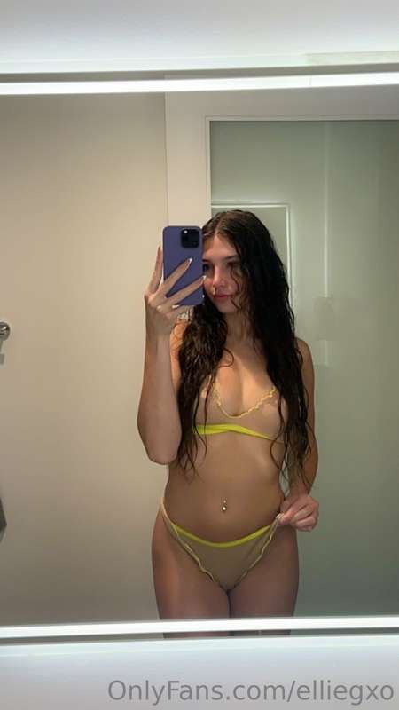 ellie.vandeel | elliegxo OnlyFans Nude Leaks photo leak 203 of 327