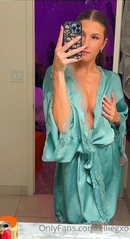 ellie.vandeel | elliegxo OnlyFans Nude Leaks photo leak 218 of 327
