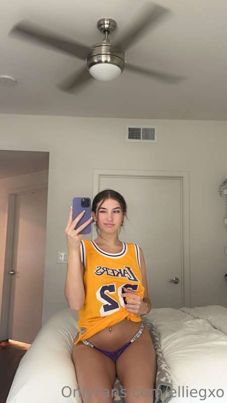 ellie.vandeel | elliegxo OnlyFans Nude Leaks photo leak 224 of 327