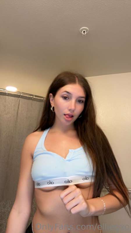 ellie.vandeel | elliegxo OnlyFans Nude Leaks photo leak 228 of 327