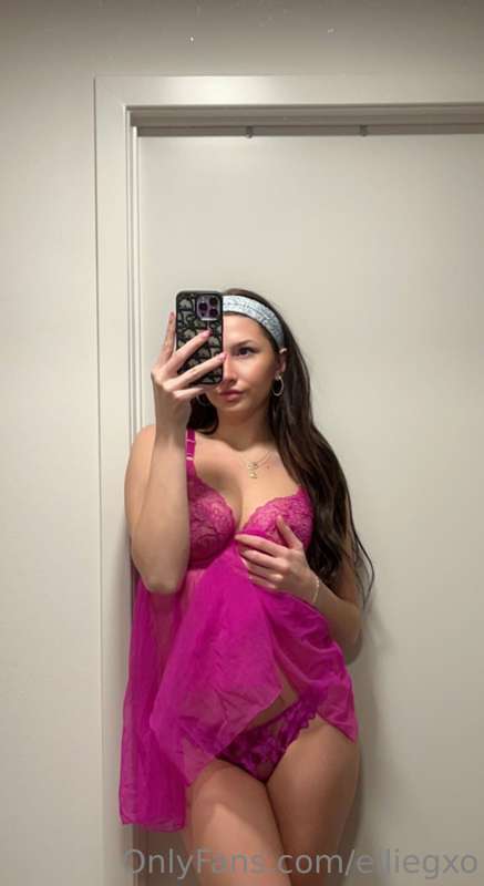 ellie.vandeel | elliegxo OnlyFans Nude Leaks photo leak 231 of 327