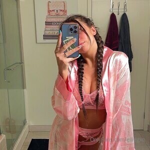 ellie.vandeel | elliegxo OnlyFans Nude Leaks photo leak 290 of 327