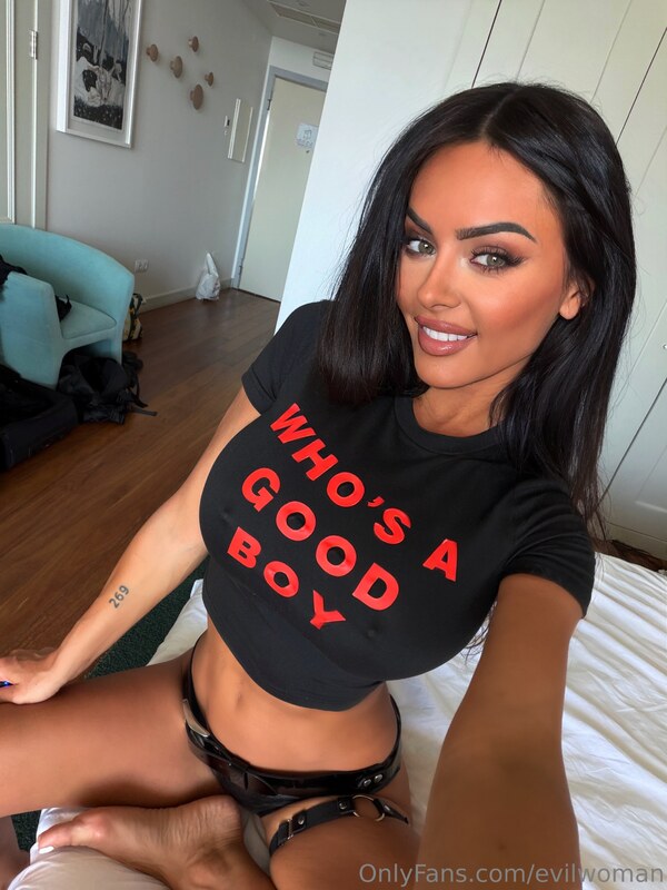 Evil Woman / Evilwoman OnlyFans Nude Leaks photo leak 49 of 165