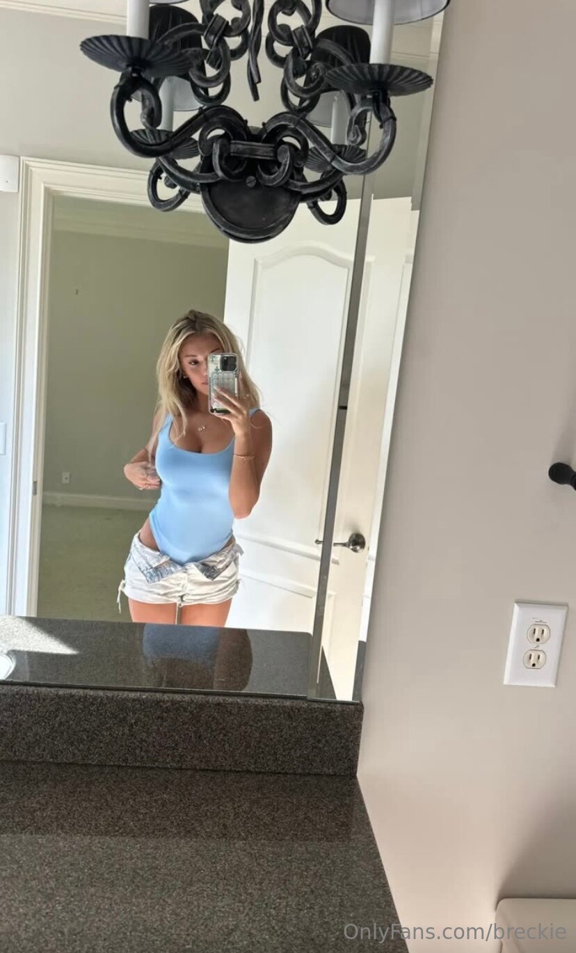 Breckie Hill OnlyFans Nude Leaks photo leak 1157 of 2024