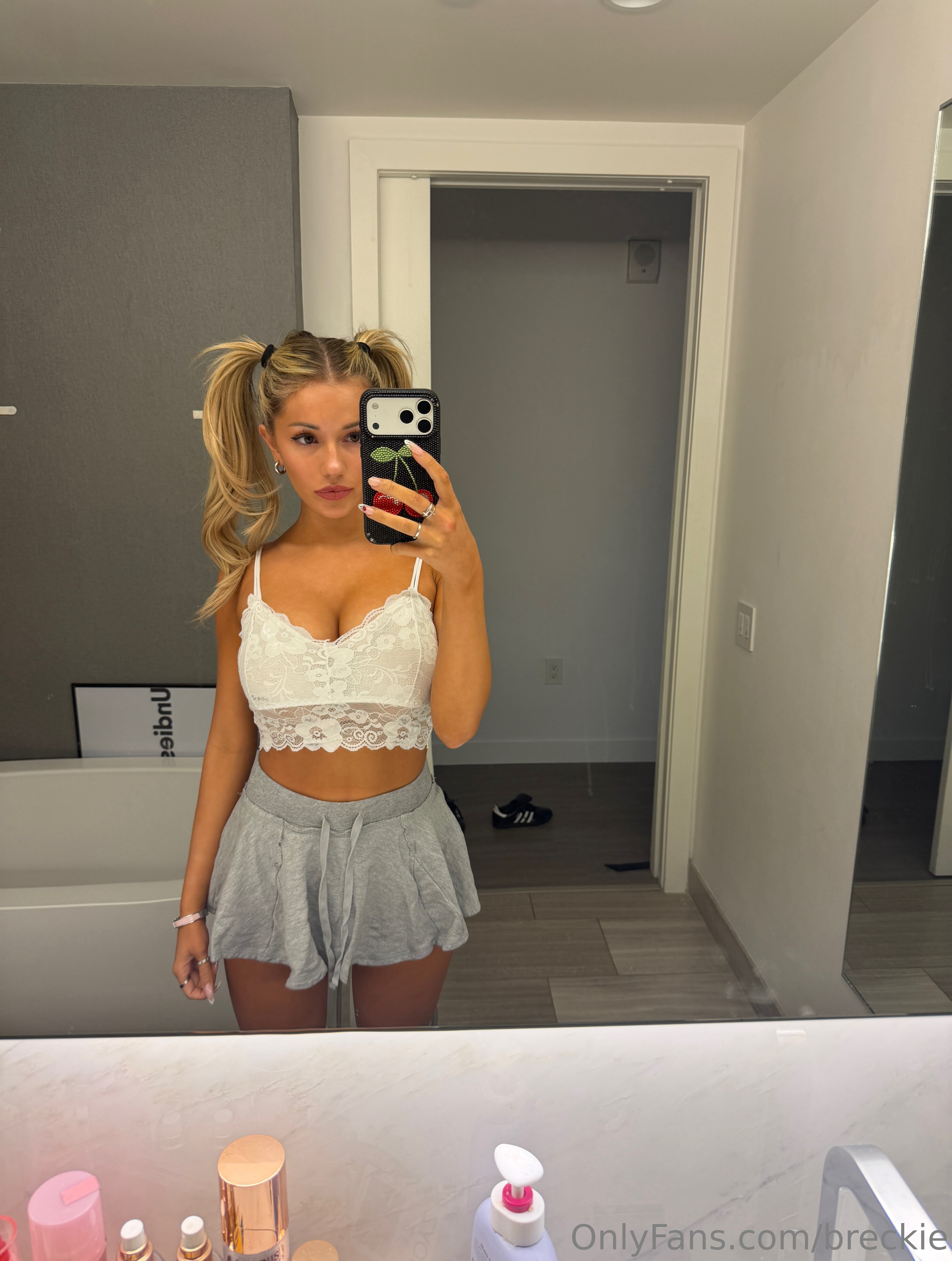 Breckie Hill OnlyFans Nude Leaks photo leak 160 of 2024