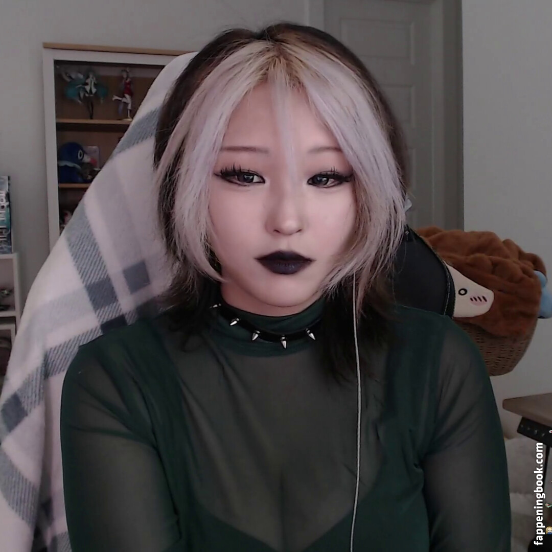 Kang Hee Yoon Onlyfans Nude Leaked Photos photo leak 2 of 47