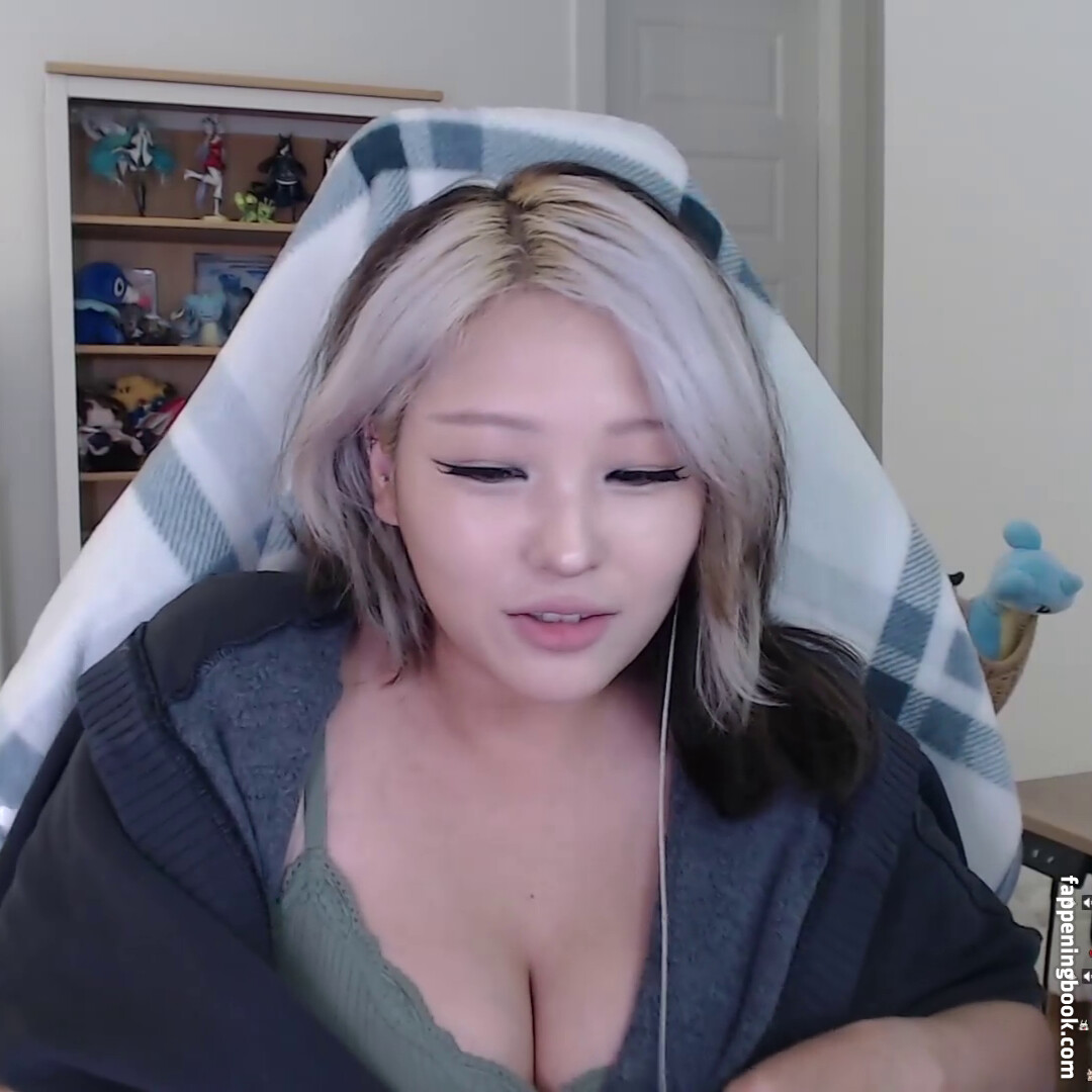 Kang Hee Yoon Onlyfans Nude Leaked Photos photo leak 17 of 47