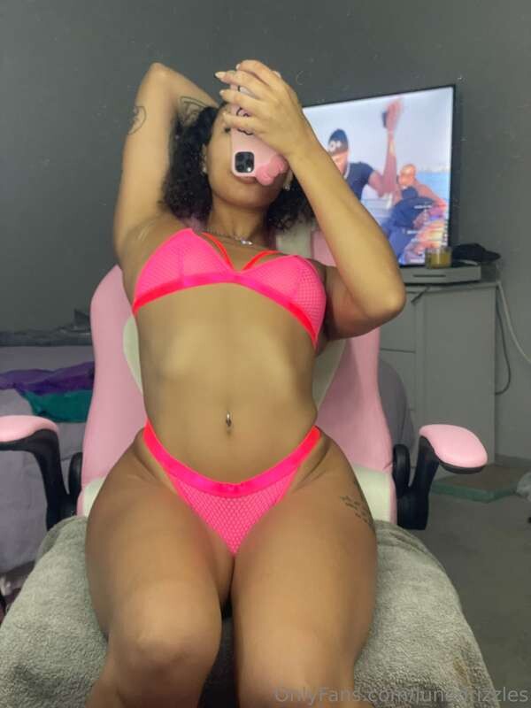 lunadrizzles / Ms Luna OnlyFans Nude Leaks photo leak 2 of 6 lunadrizzles / Ms Luna OnlyFans Nude Leaks photo leak 2 of 6