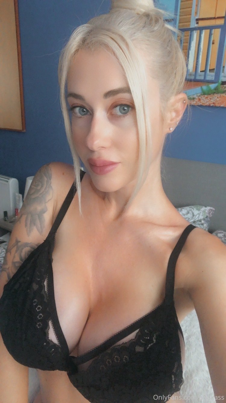 anaiz | kanaiz | anakass | bunnyblondy OnlyFans Nude Leaks photo leak 172 of 188