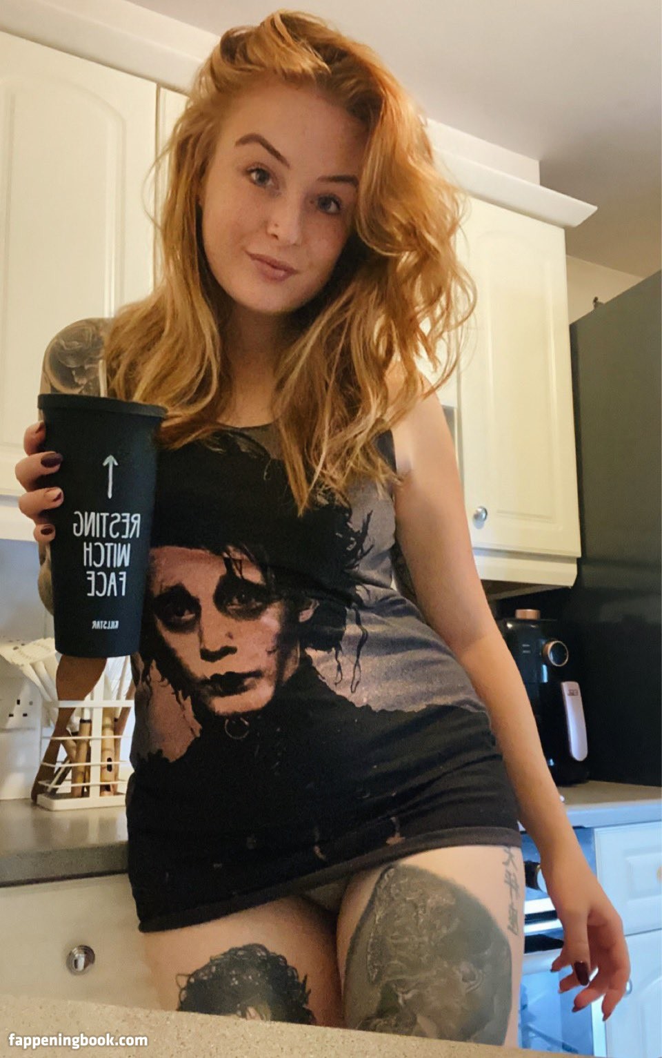 LittleRed_x Onlyfans Nude Leaked Photos photo leak 44 of 48