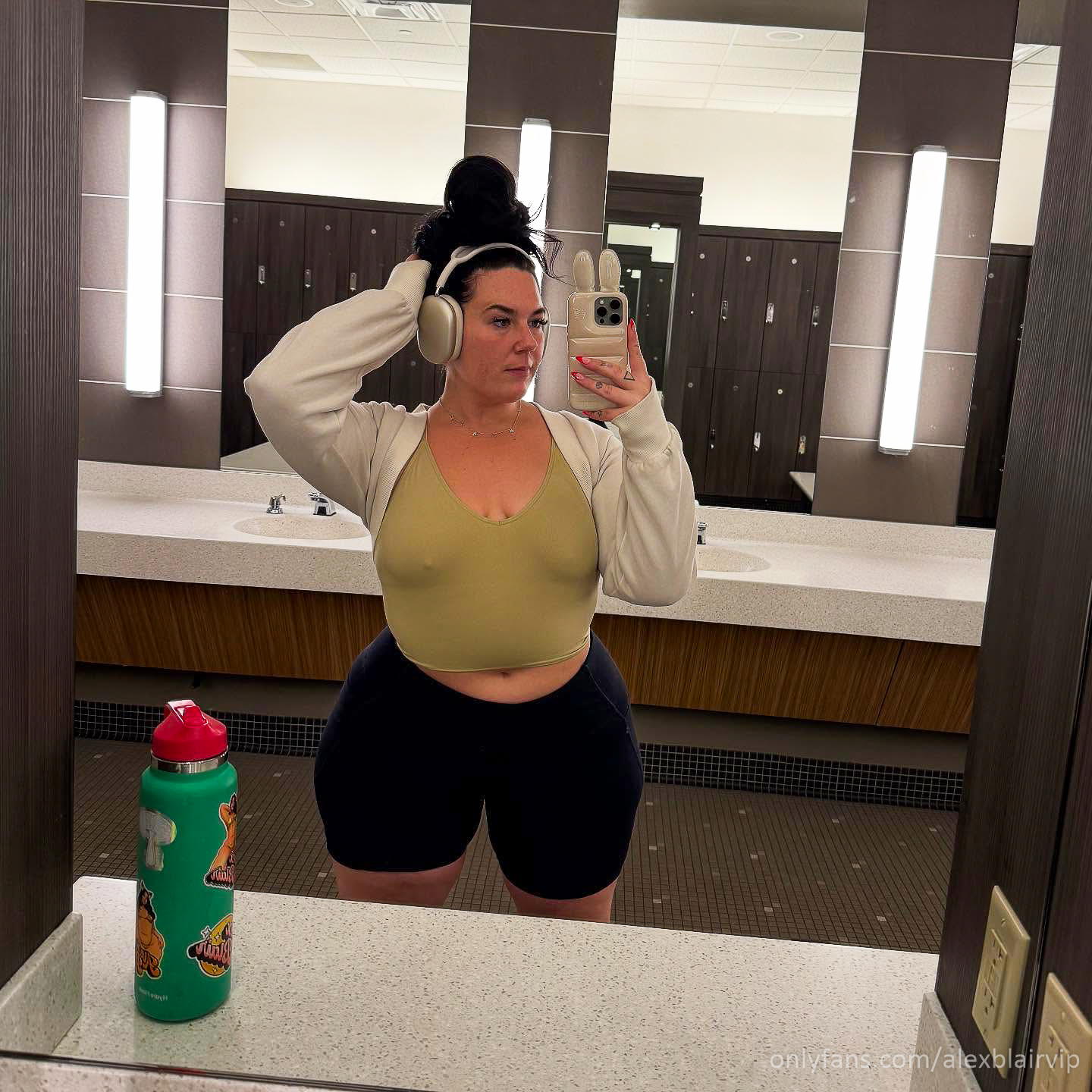 Alex Blair | itsalexblair | thecurvyfoxx ManyVids Nude Leaks photo leak 115 of 217