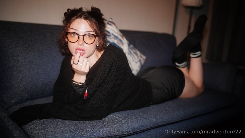 Mr.Adventure / HomestayAdv / mradventure22 ManyVids Nude Leaks photo leak 37 of 40