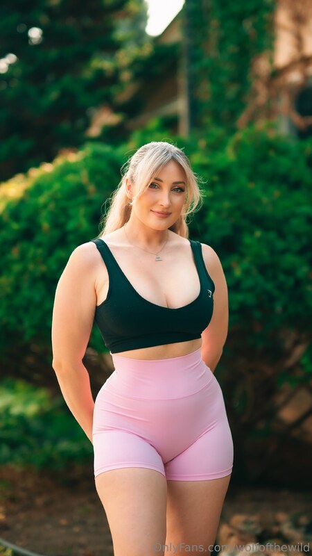 Holly Wolf OnlyFans Nude Leaks photo leak 501 of 672