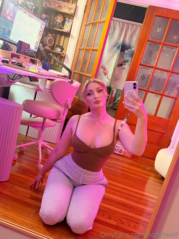 Holly Wolf OnlyFans Nude Leaks photo leak 519 of 672