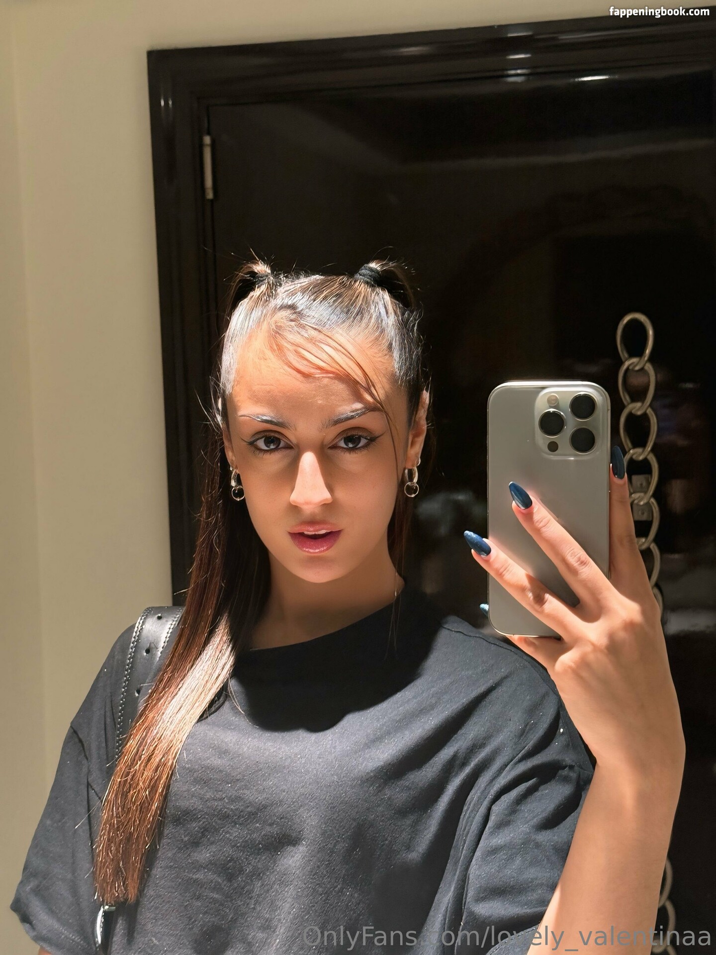 lovely_valentinaa Onlyfans Nude Leaked Photos photo leak 6 of 31