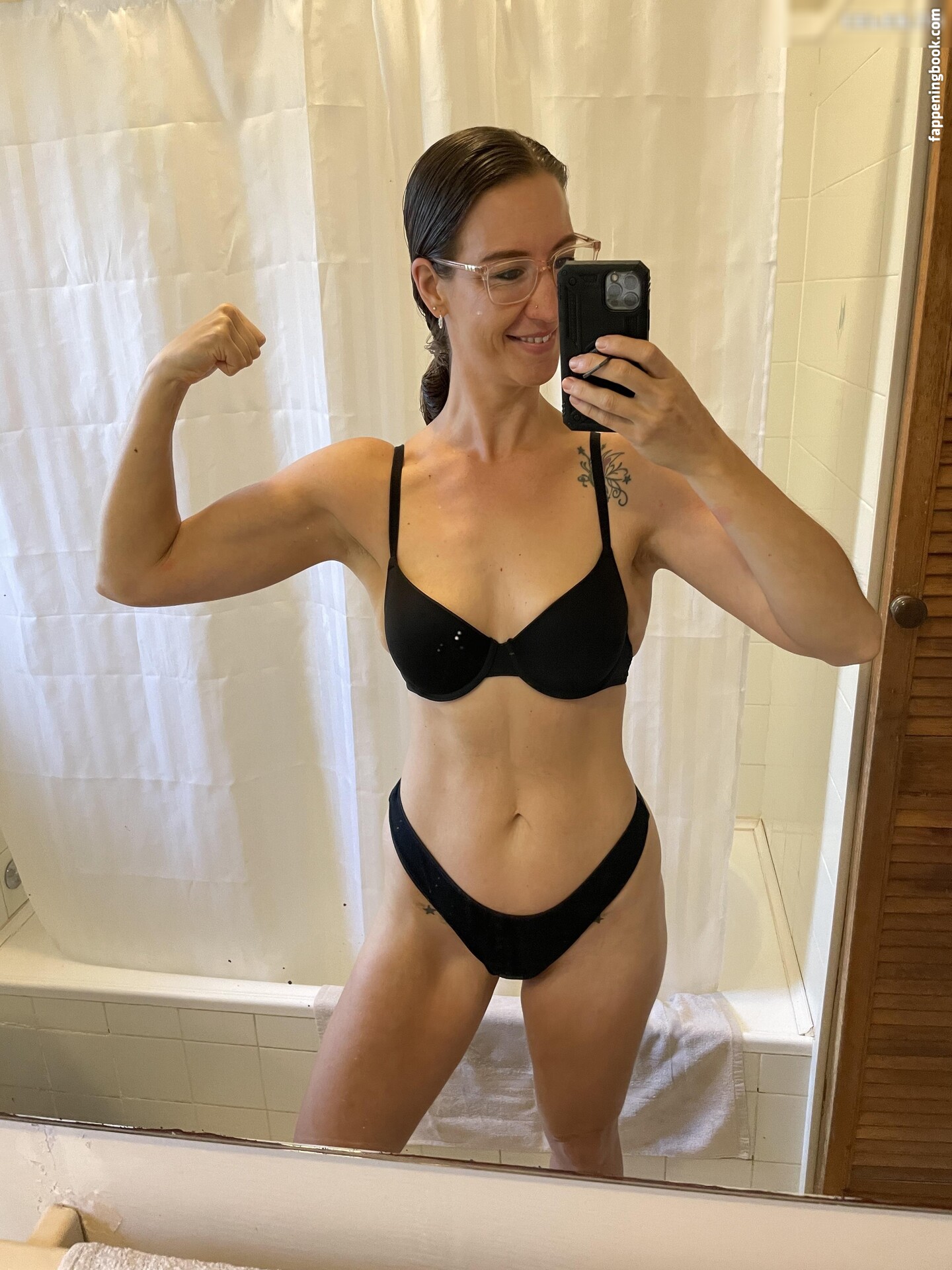 trishaslife Onlyfans Nude Leaked Photos photo leak 26 of 48