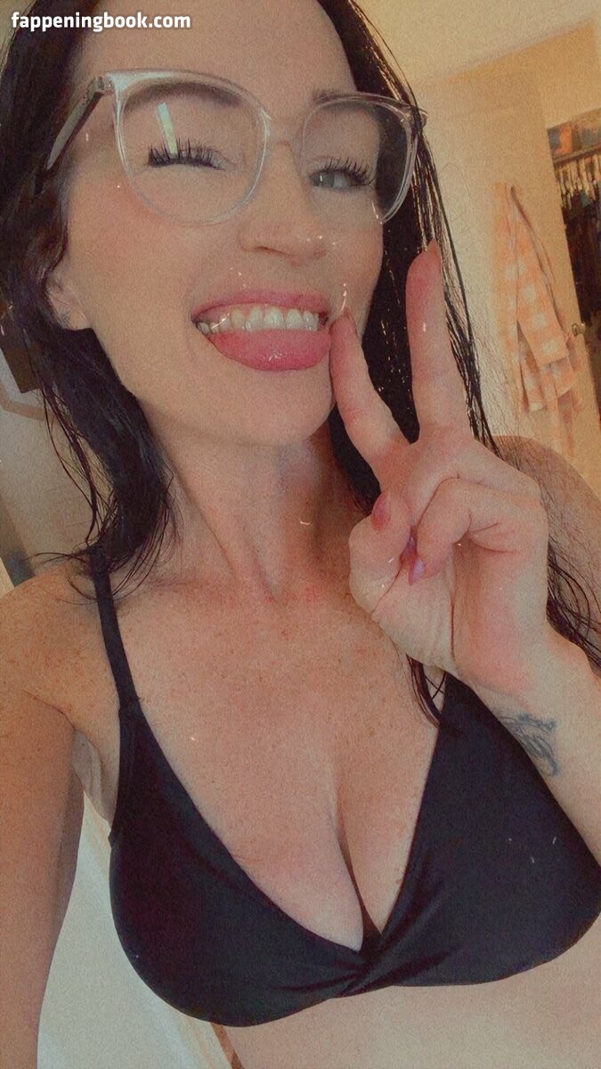 Rachierach429 Onlyfans Nude Leaked Photos photo leak 11 of 48