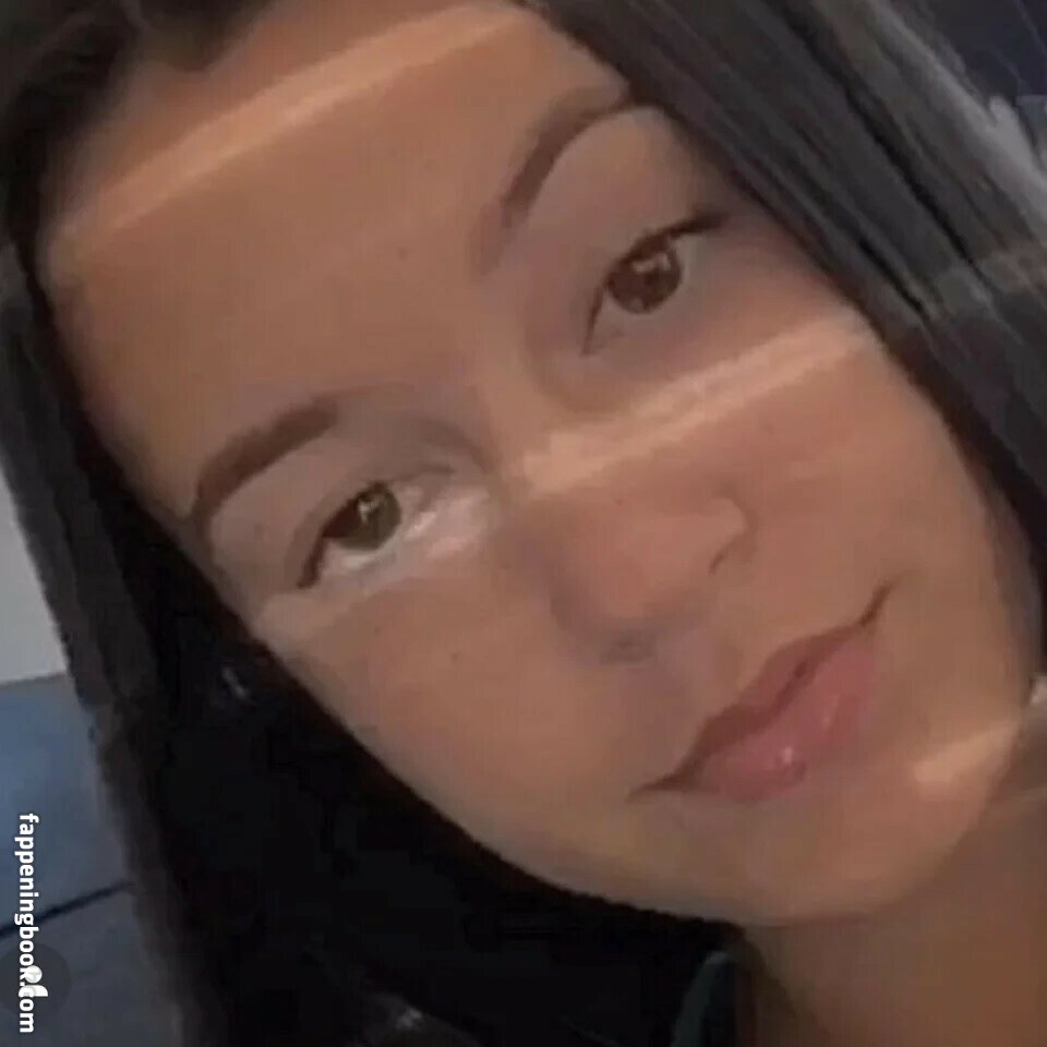 Willow Jade Onlyfans Nude Leaked Photos photo leak 2 of 39