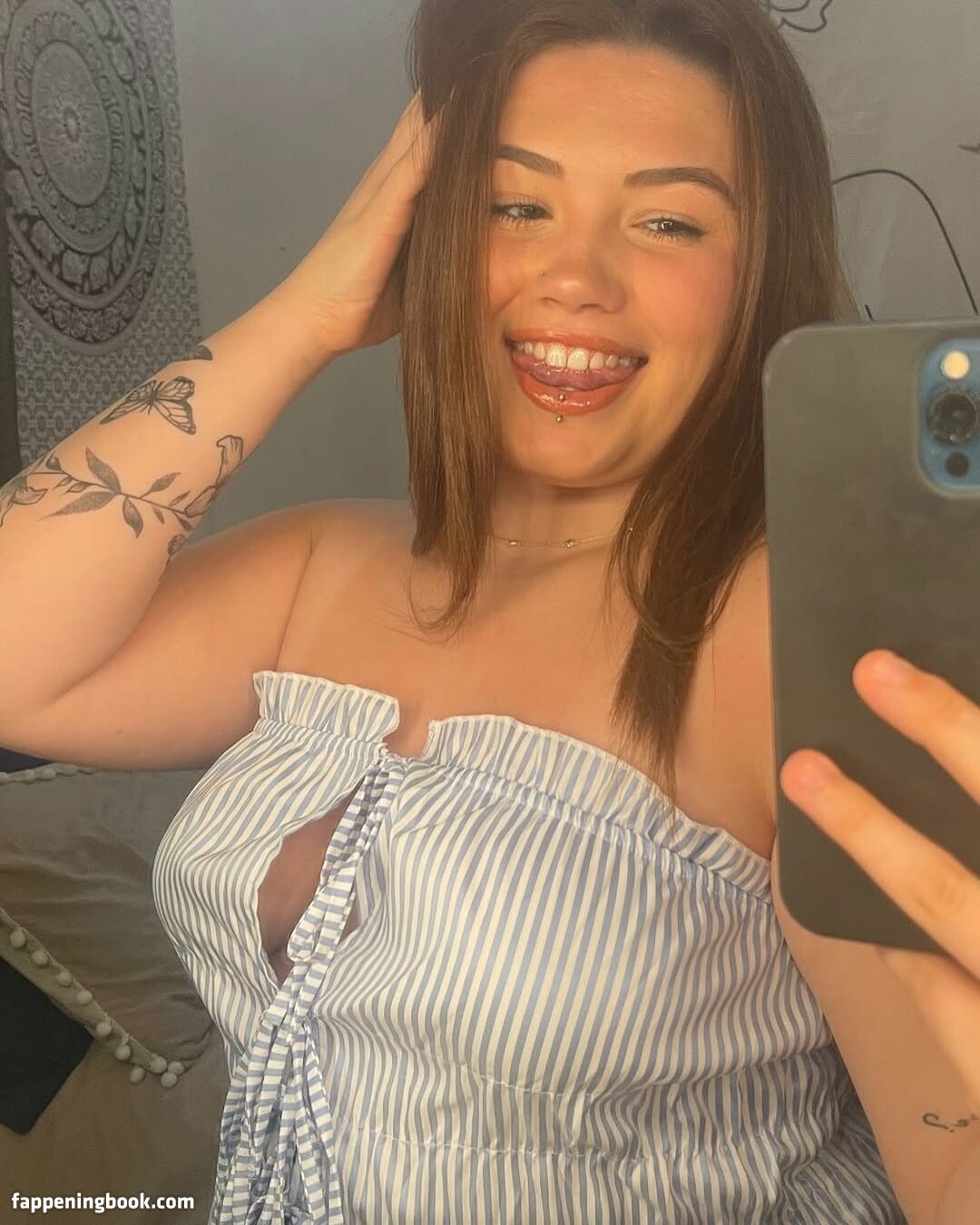 Nicole Dyer Onlyfans Nude Leaked Photos photo leak 21 of 37