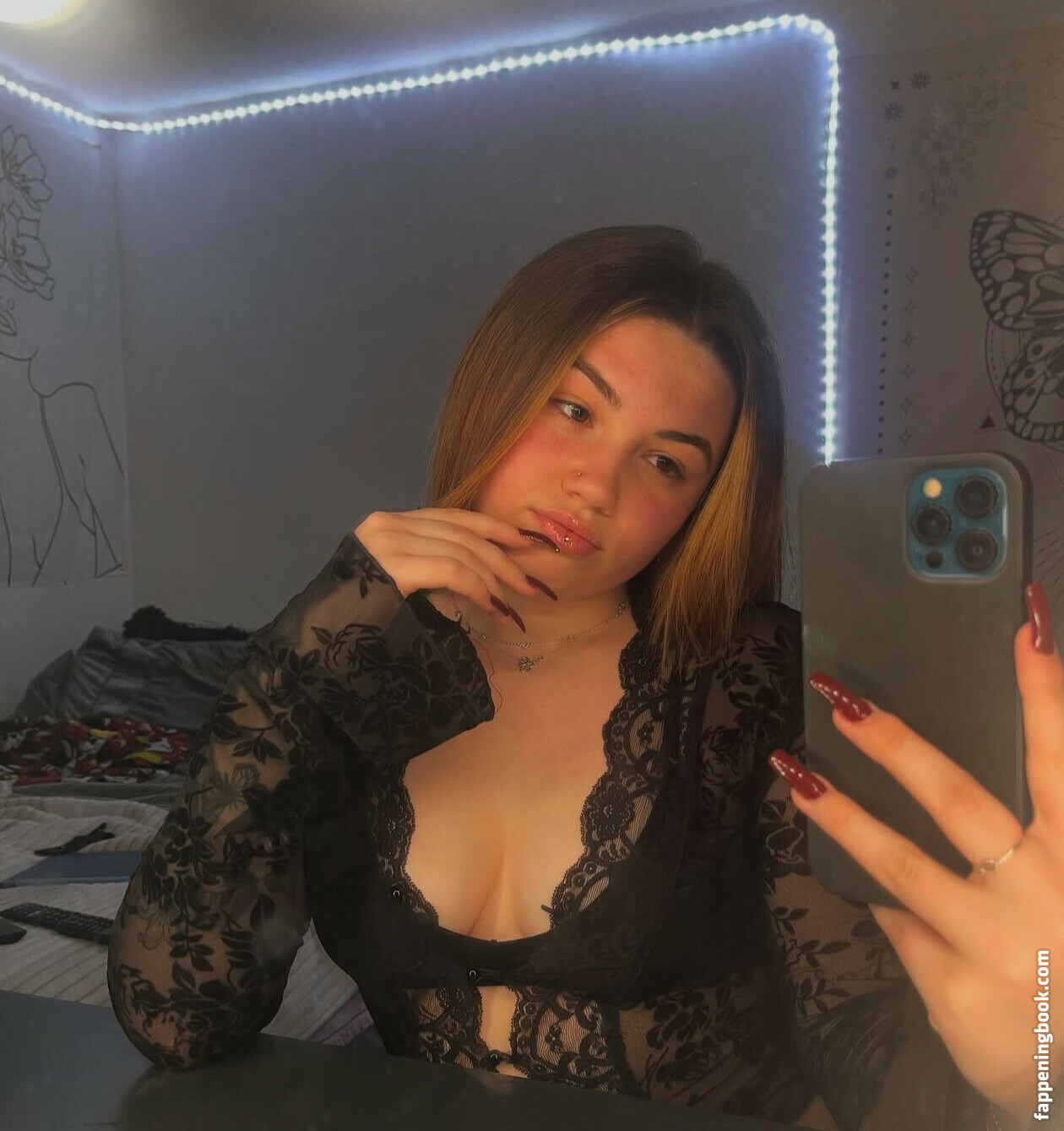Nicole Dyer Onlyfans Nude Leaked Photos photo leak 35 of 37