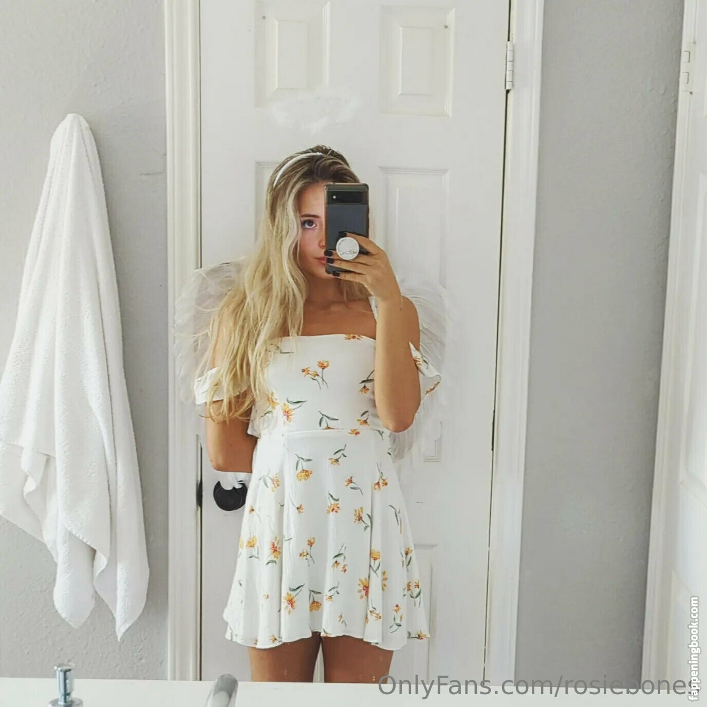 rosiebones Onlyfans Nude Leaked Photos photo leak 20 of 29