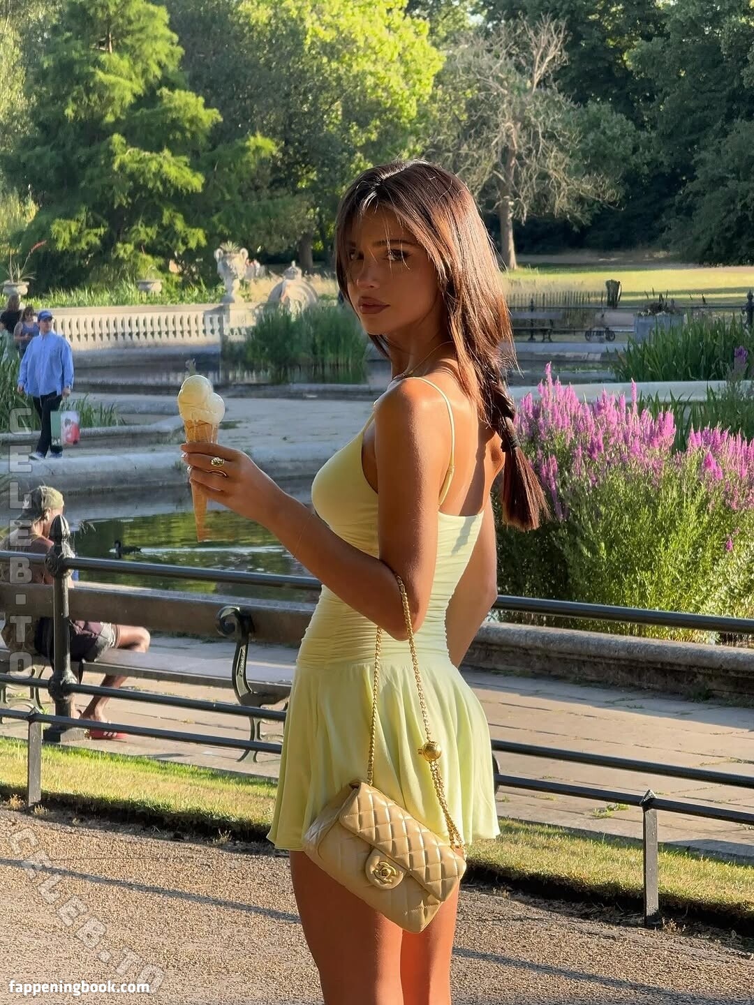 Olivia Grivas Onlyfans Nude Leaked Photos photo leak 3 of 32