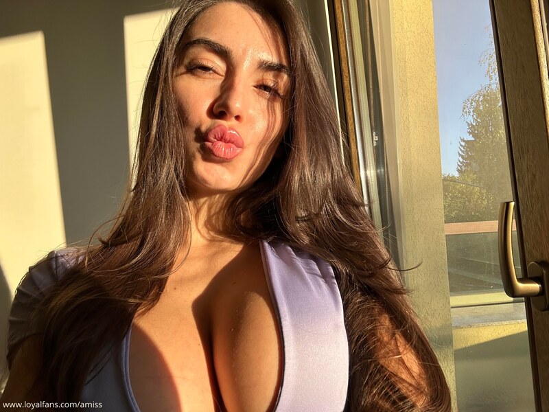 MissAlyse | amiss | AlyseMacqu ManyVids Nude Leaks photo leak 2 of 14 MissAlyse | amiss | AlyseMacqu ManyVids Nude Leaks photo leak 2 of 14