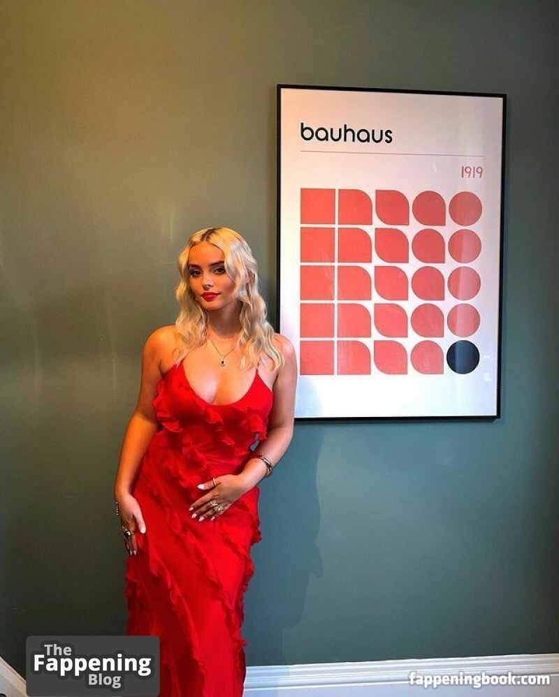 Millie Gibson Onlyfans Nude Leaked Photos photo leak 34 of 48