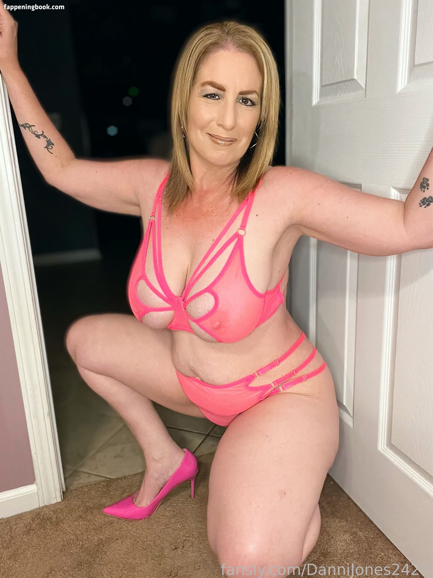 DanniJones2427 Onlyfans Nude Leaked Photos photo leak 29 of 39
