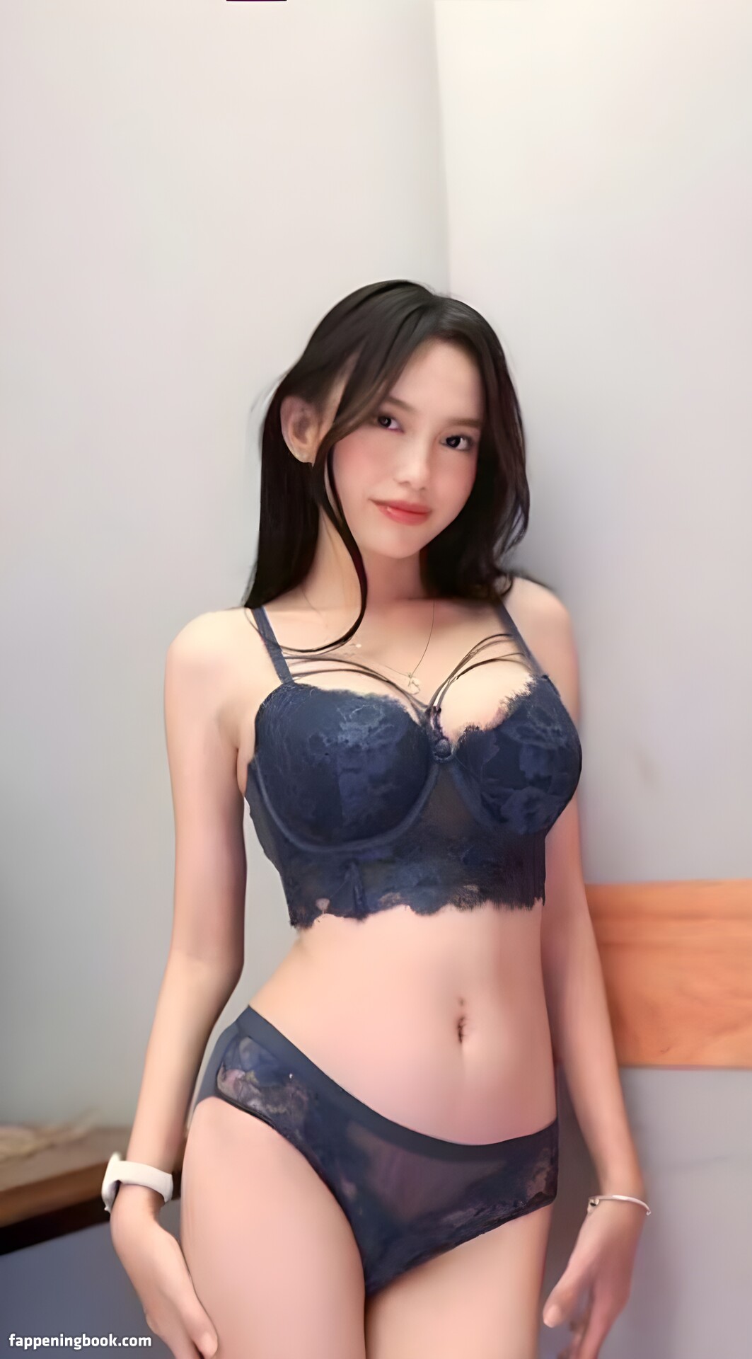 emmavllryn Onlyfans Nude Leaked Photos photo leak 33 of 49