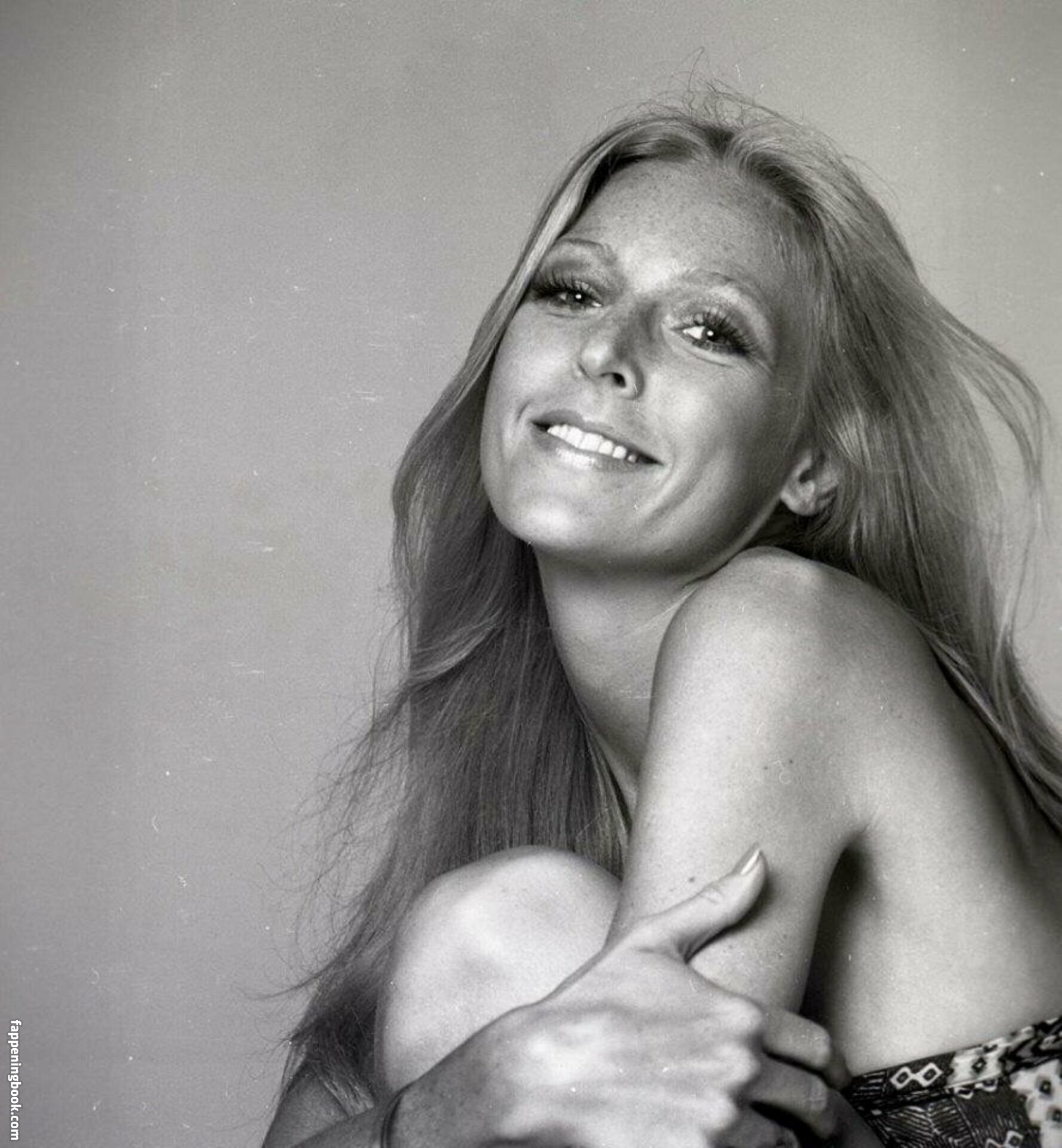 Joanna Pettet Onlyfans Nude Leaked Photos photo leak 6 of 28