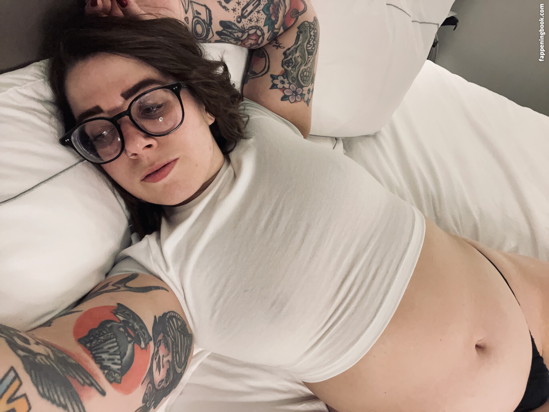 Stepstool Sarah Onlyfans Nude Leaked Photos photo leak 8 of 49