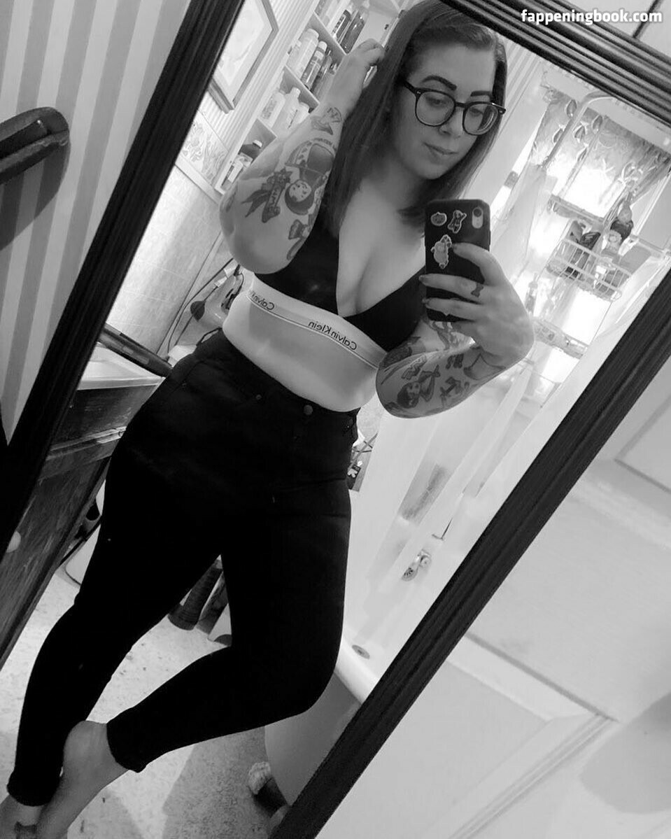 Stepstool Sarah Onlyfans Nude Leaked Photos photo leak 34 of 49