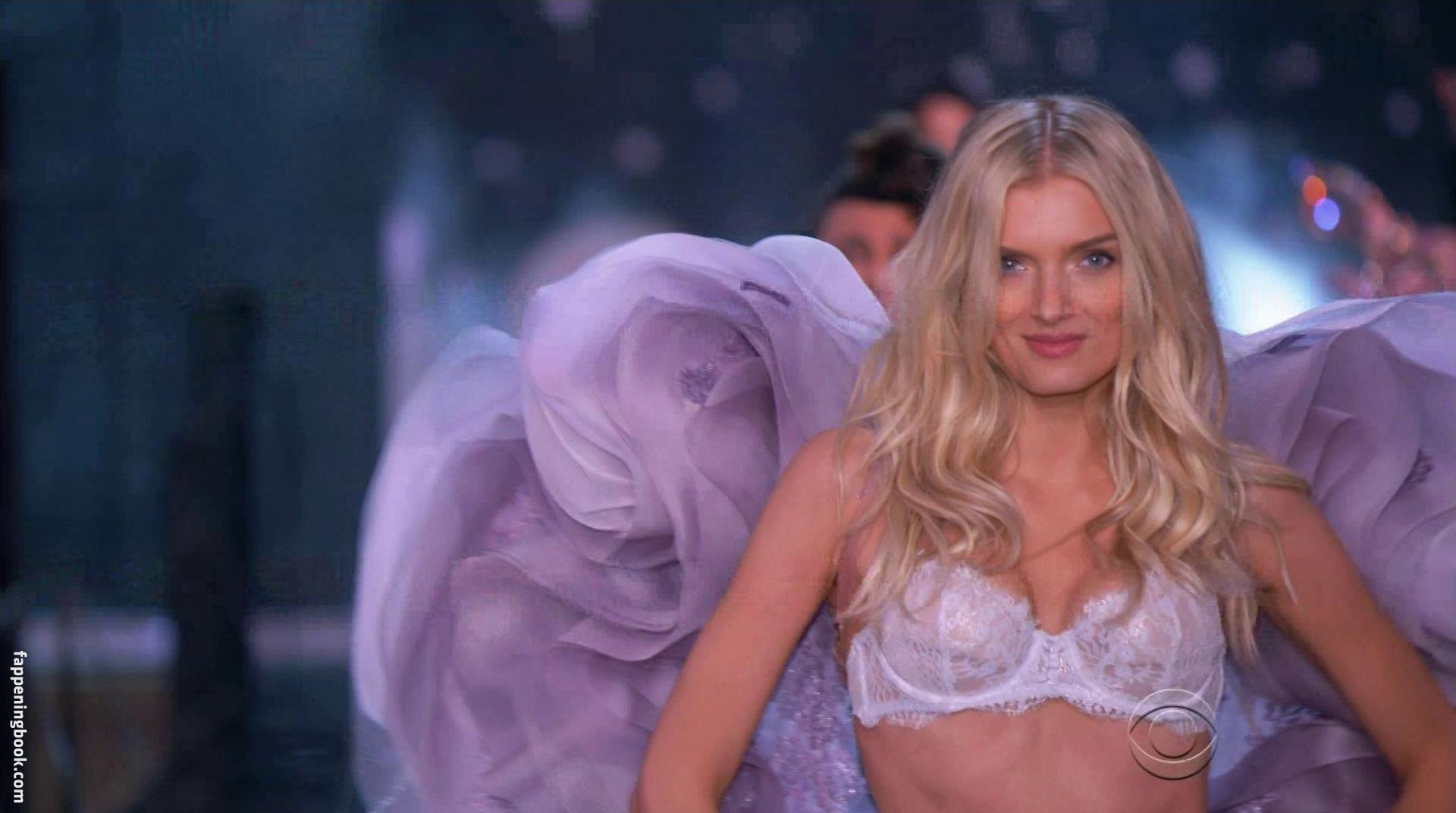 Lily Donaldson Onlyfans Nude Leaked Photos photo leak 17 of 40