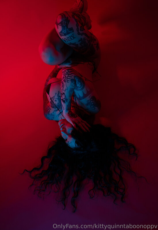 MissKittyQuinn | kittyquinntv | Tootwistedtaboo ManyVids Nude Leaks photo leak 37 of 147