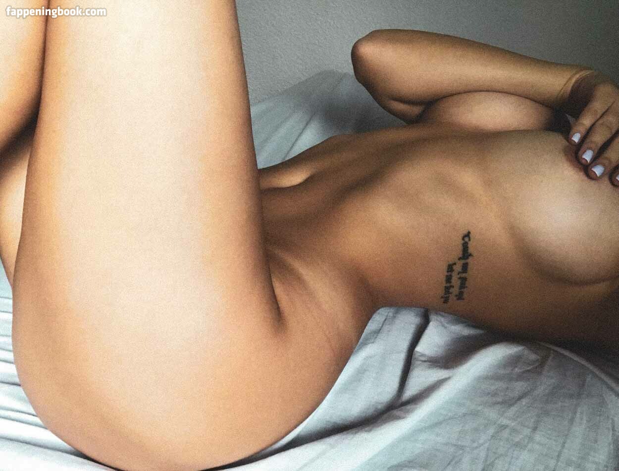Raducu Daniela Onlyfans Nude Leaked Photos photo leak 3 of 27