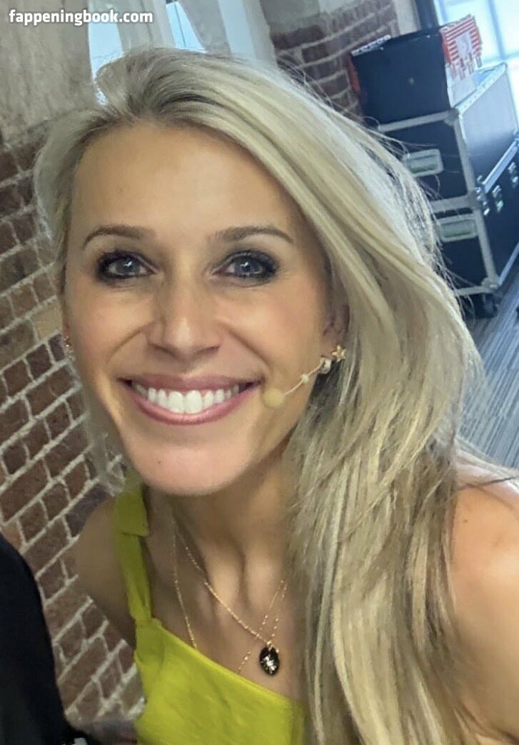 Lara Lewington Onlyfans Nude Leaked Photos photo leak 6 of 47