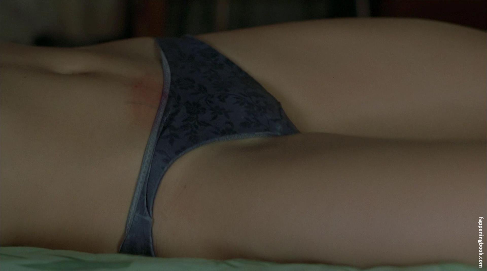 Izabella Miko Onlyfans Nude Leaked Photos photo leak 18 of 49