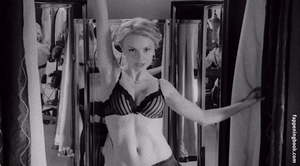 Izabella Miko Onlyfans Nude Leaked Photos photo leak 25 of 49