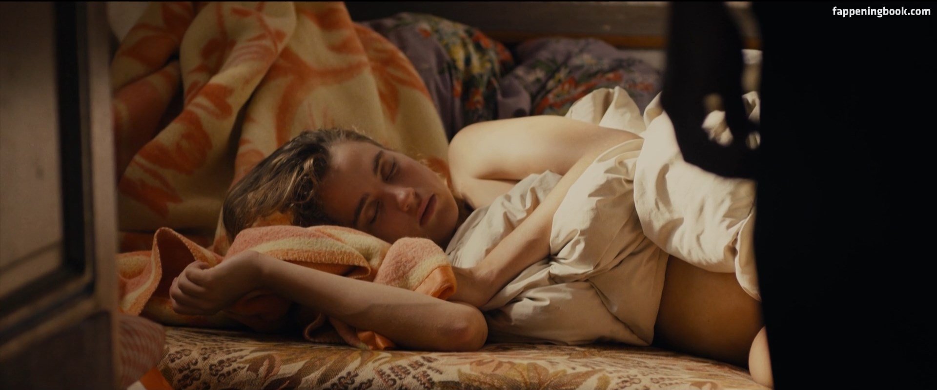 Adèle Haenel Onlyfans Nude Leaked Photos photo leak 29 of 50