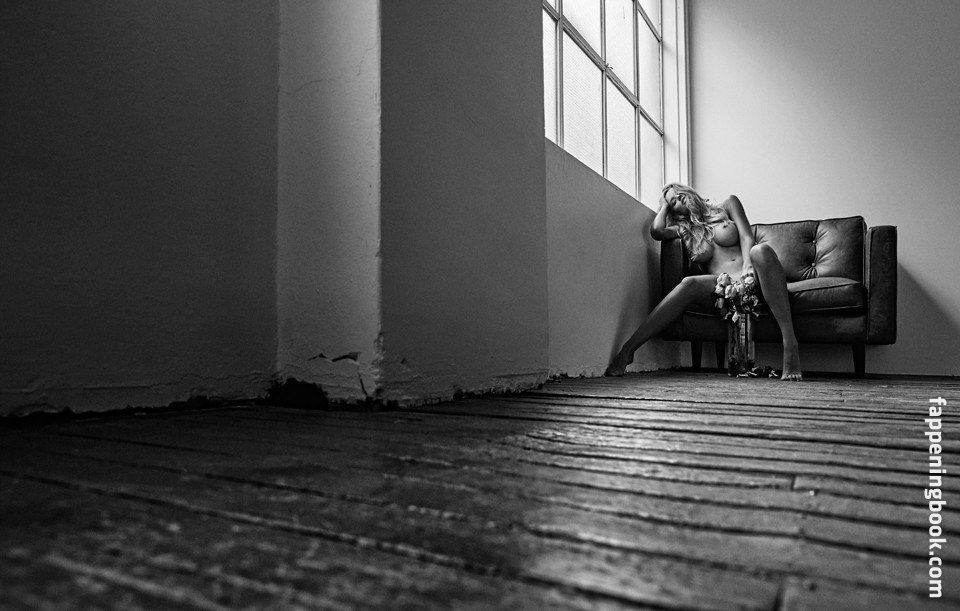 Kahili Blundell Onlyfans Nude Leaked Photos photo leak 1 of 42